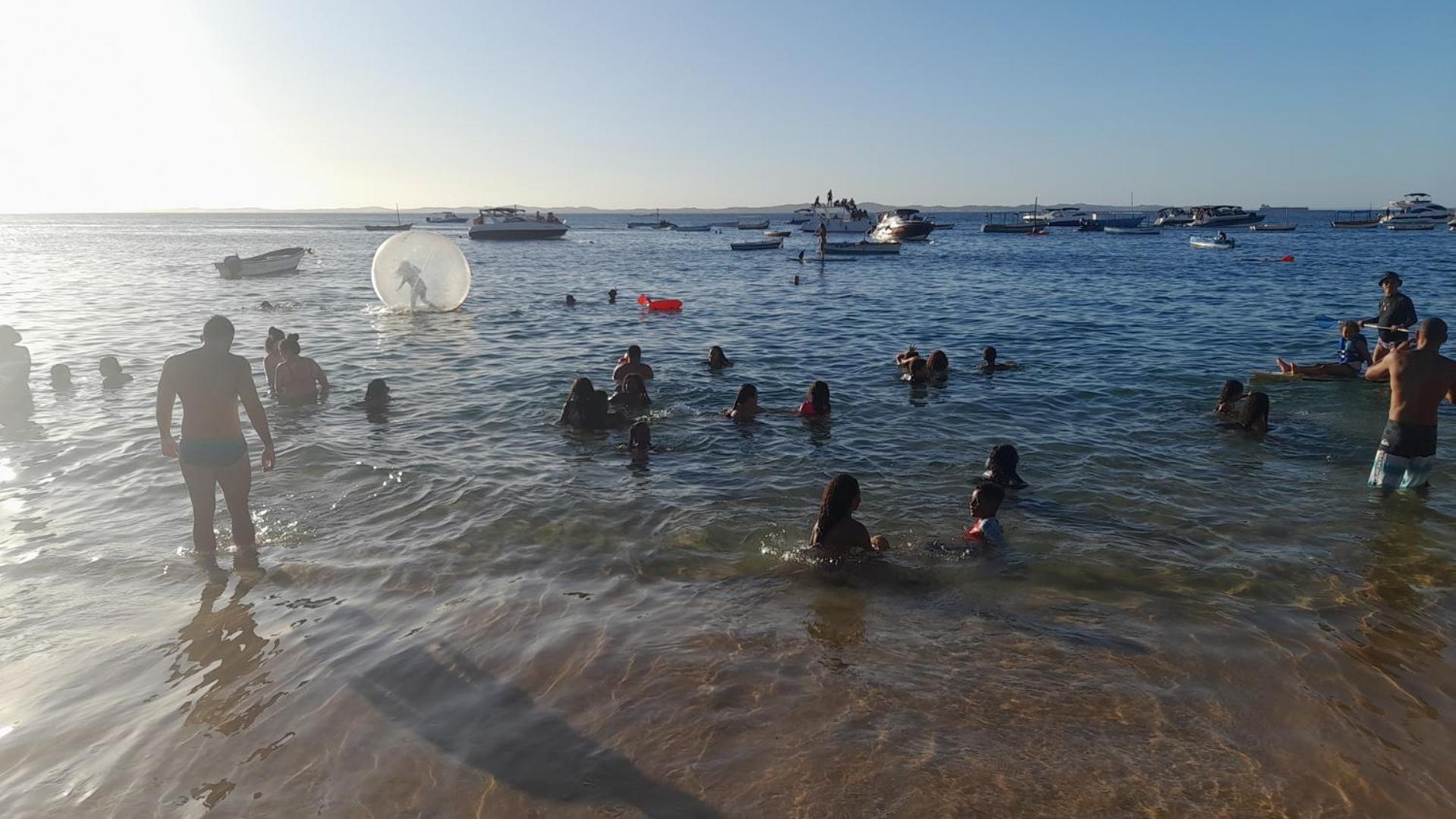 Pa 1005 Apt Porto Da Barra Carnaval Salvador Bahia Номер фото