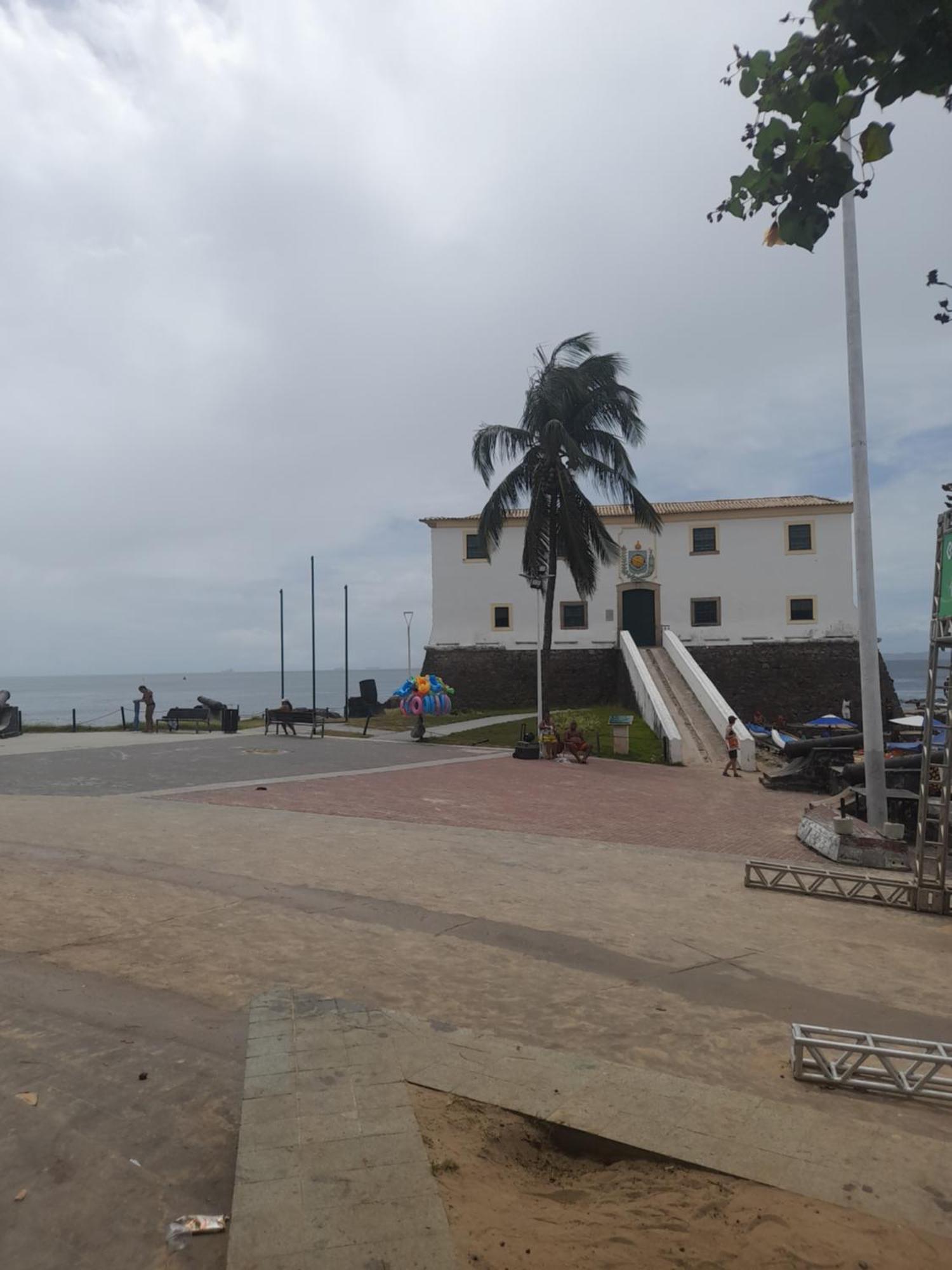 Pa 1005 Apt Porto Da Barra Carnaval Salvador Bahia Номер фото